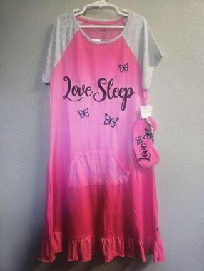 New! DreamLife Girls' Gown With Matching Eye Mask